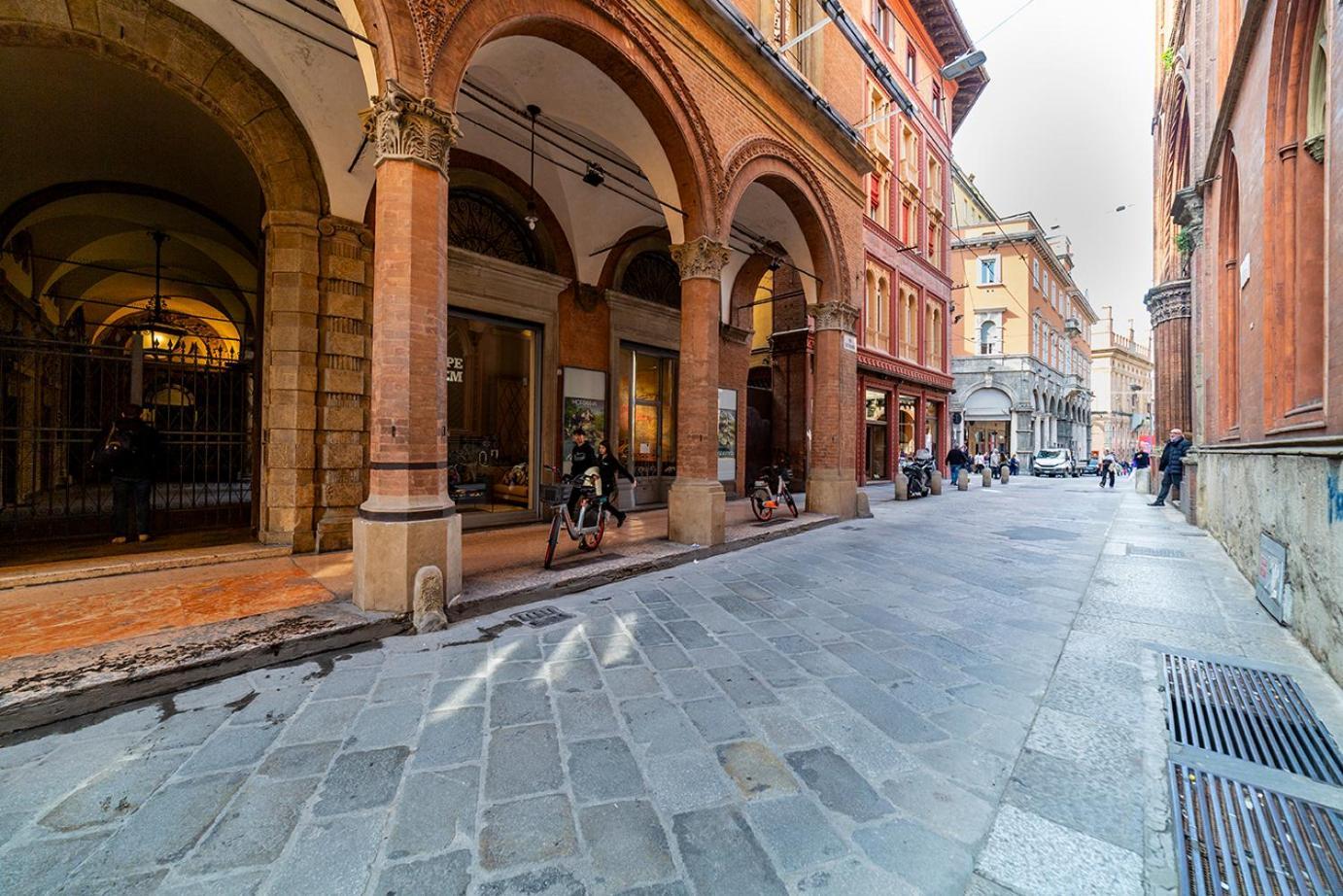 House Of Magic - Due Torri Apartman Bologna Kültér fotó